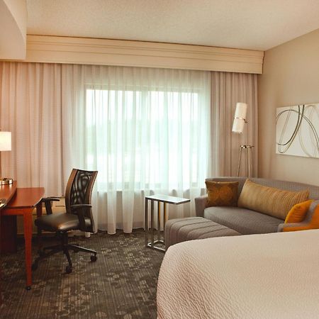 Отель Courtyard By Marriott Геттисберг Экстерьер фото