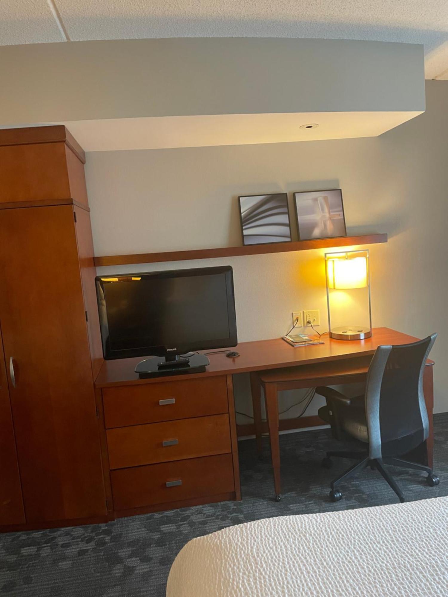 Отель Courtyard By Marriott Геттисберг Экстерьер фото