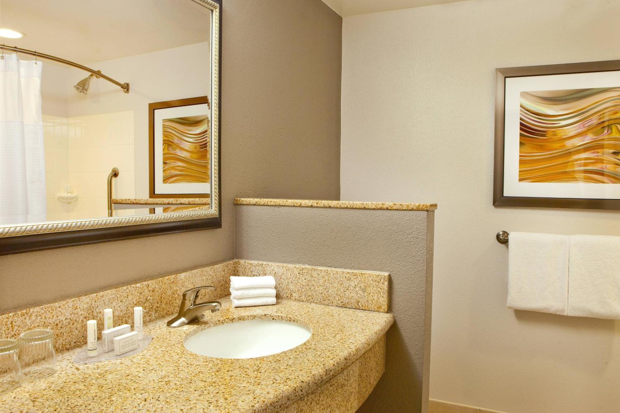 Отель Courtyard By Marriott Геттисберг Экстерьер фото