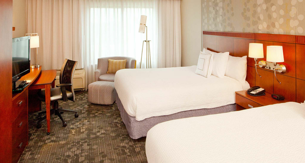 Отель Courtyard By Marriott Геттисберг Экстерьер фото